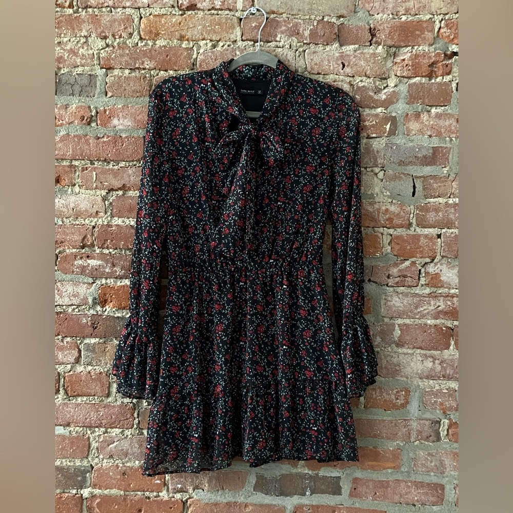 ❤️🖤 Zara mini dress size Small